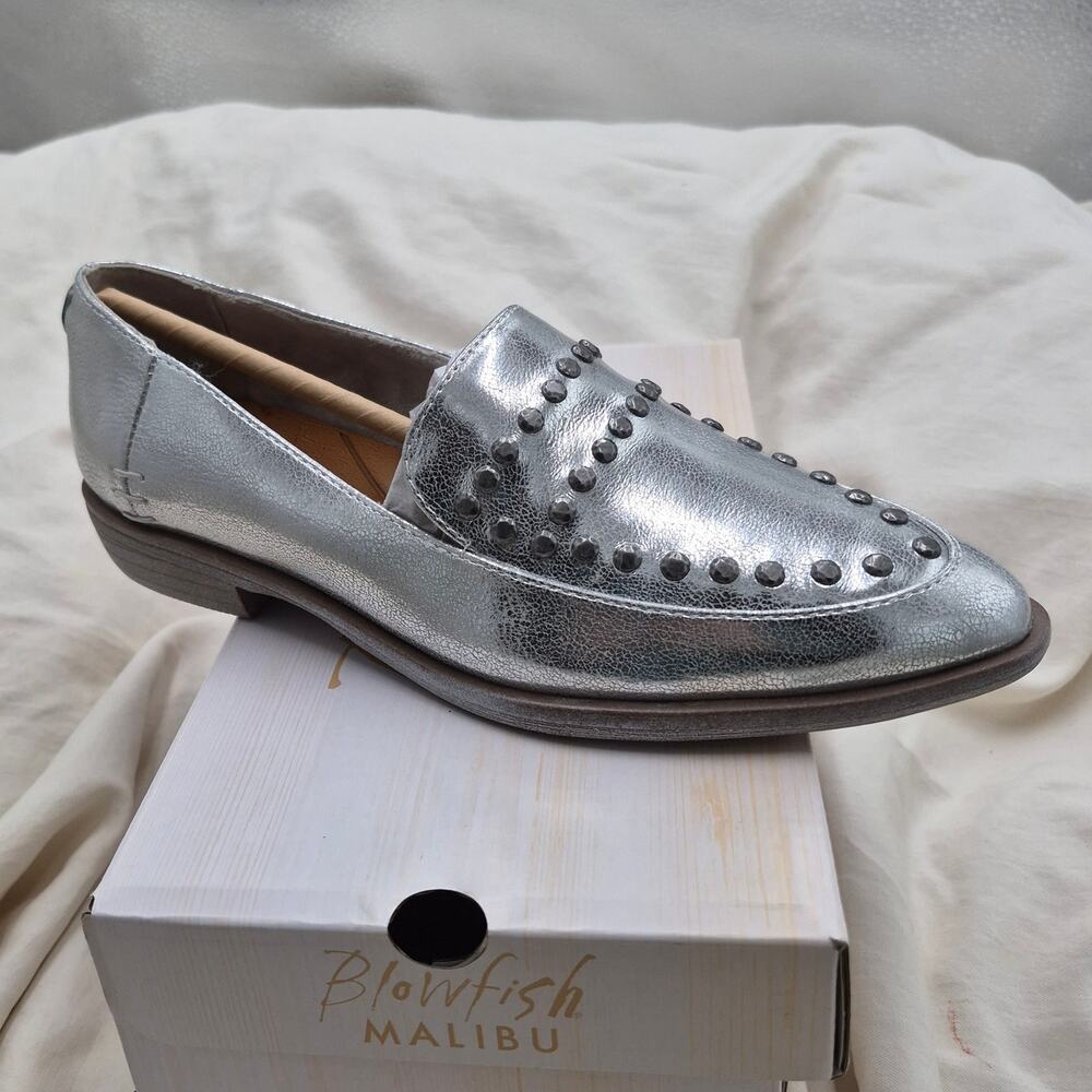 NEW Blowfish Malibu Harper pointed-toe flat Loafer Silver Women's size 6